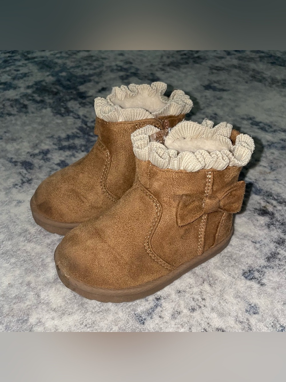 Wonder Nation boots size 4